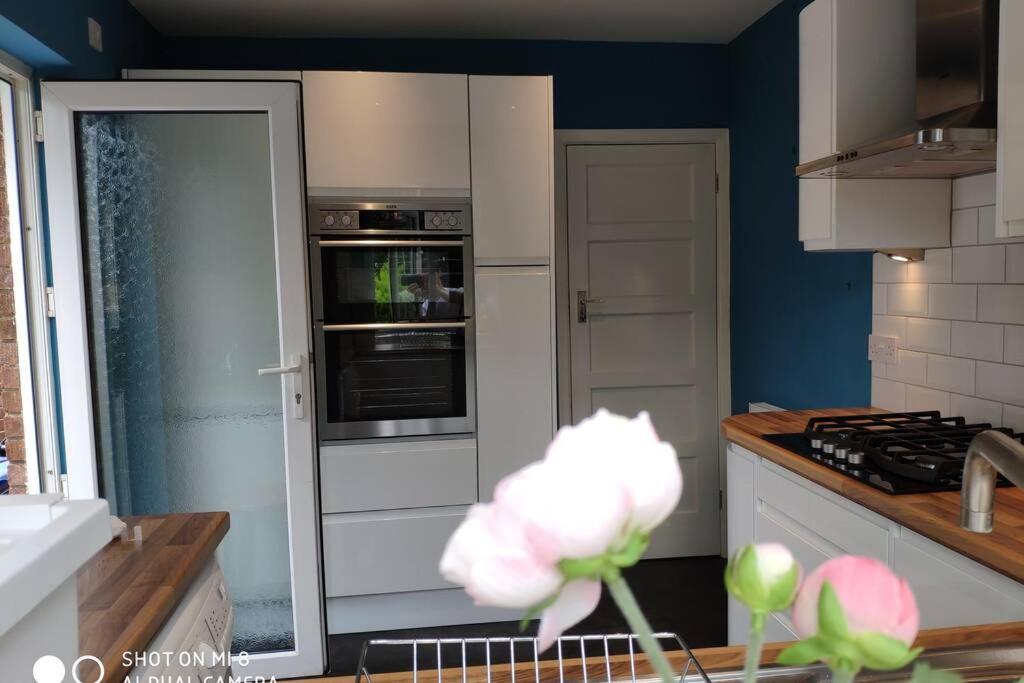 Cozy Entire Bungalow House Winchmore Hill Esterno foto